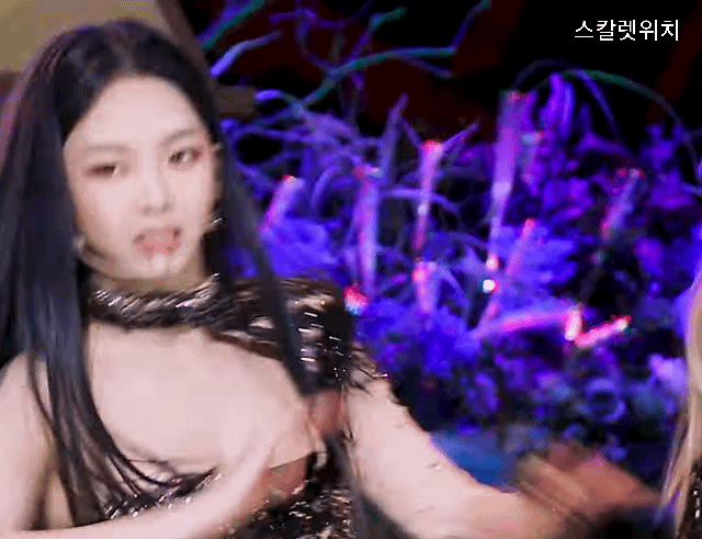 6114db22bfe09b484f736891ab53f520_1677809040_9967.gif